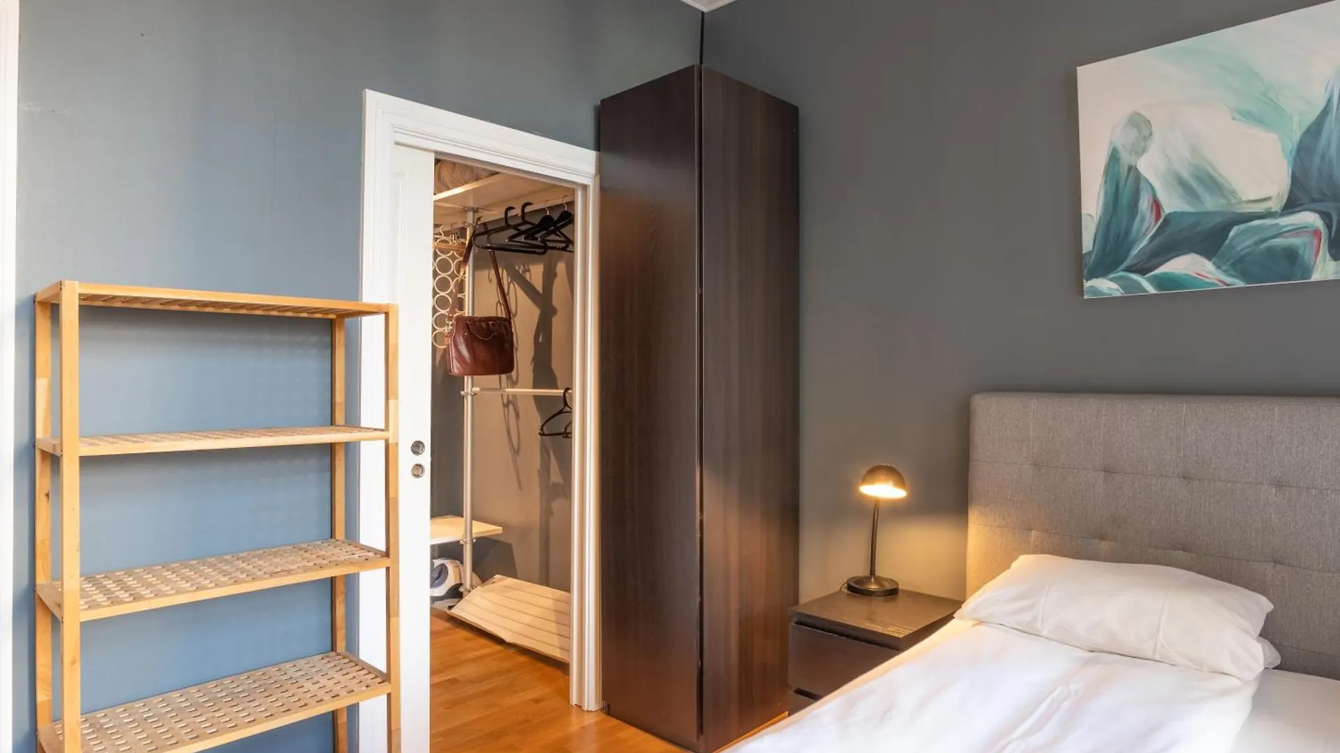 Roomsly Apartments - Prime Location And Modern Comfort Bergen